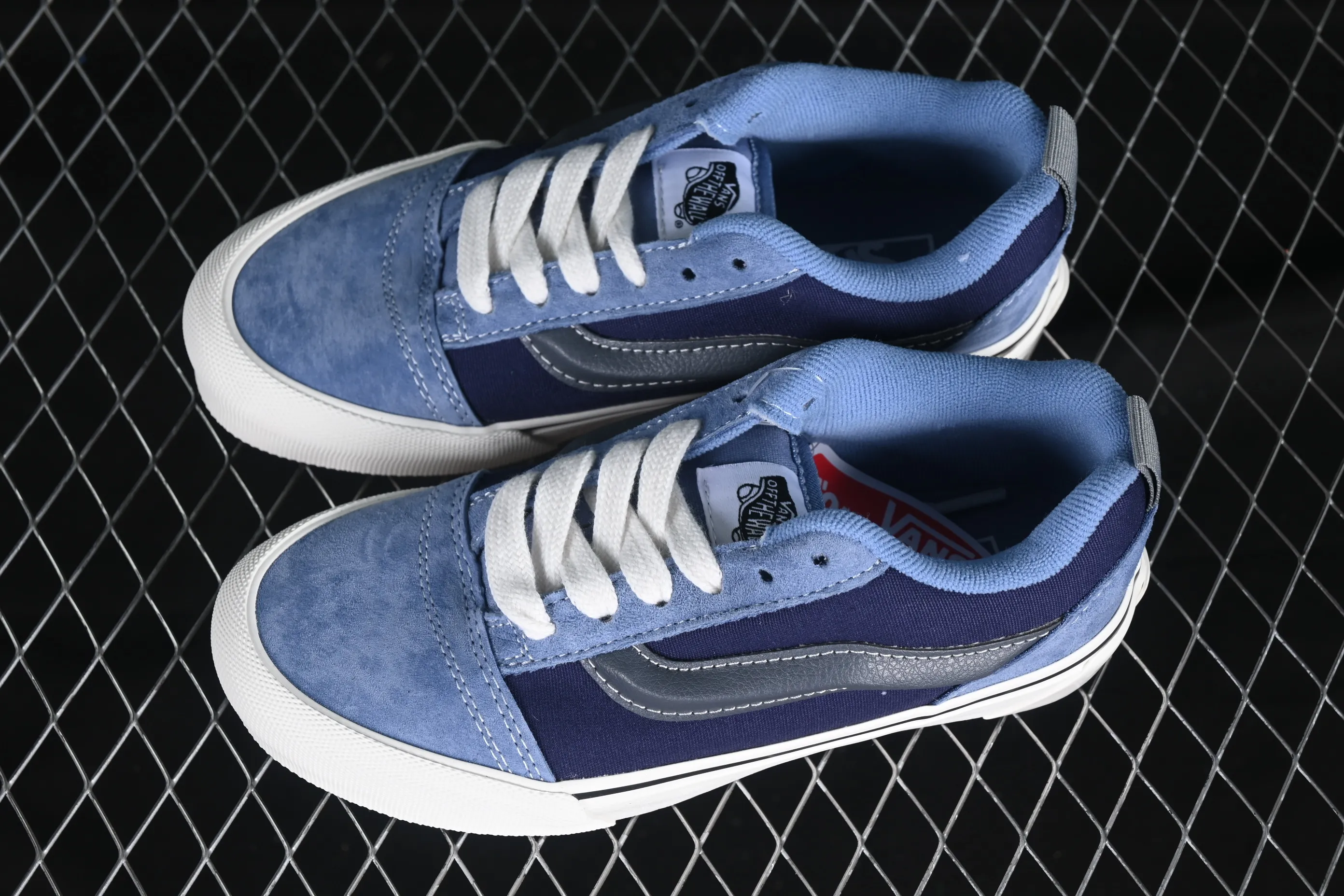 All categories Vans Vans series Vans Low Vans low-top Vans Knu Skool Vans low-top retro casual fat bread shoes VN0009QCBLK